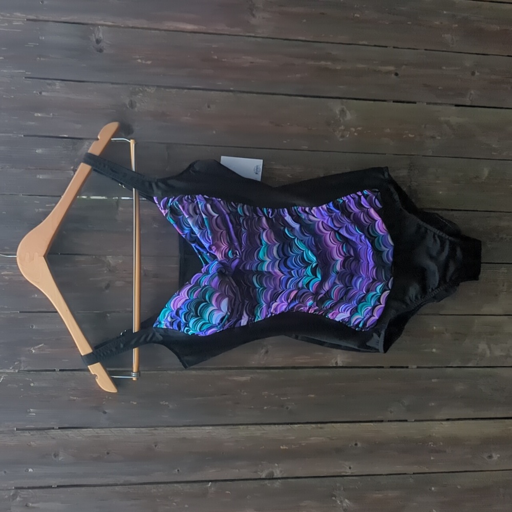 Croft & Barrow Women's One Piece Swimsuit NWT